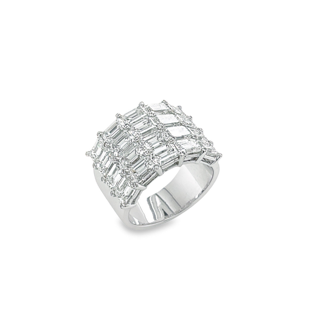 18K Diamond Ring - K.S. Sze & Sons