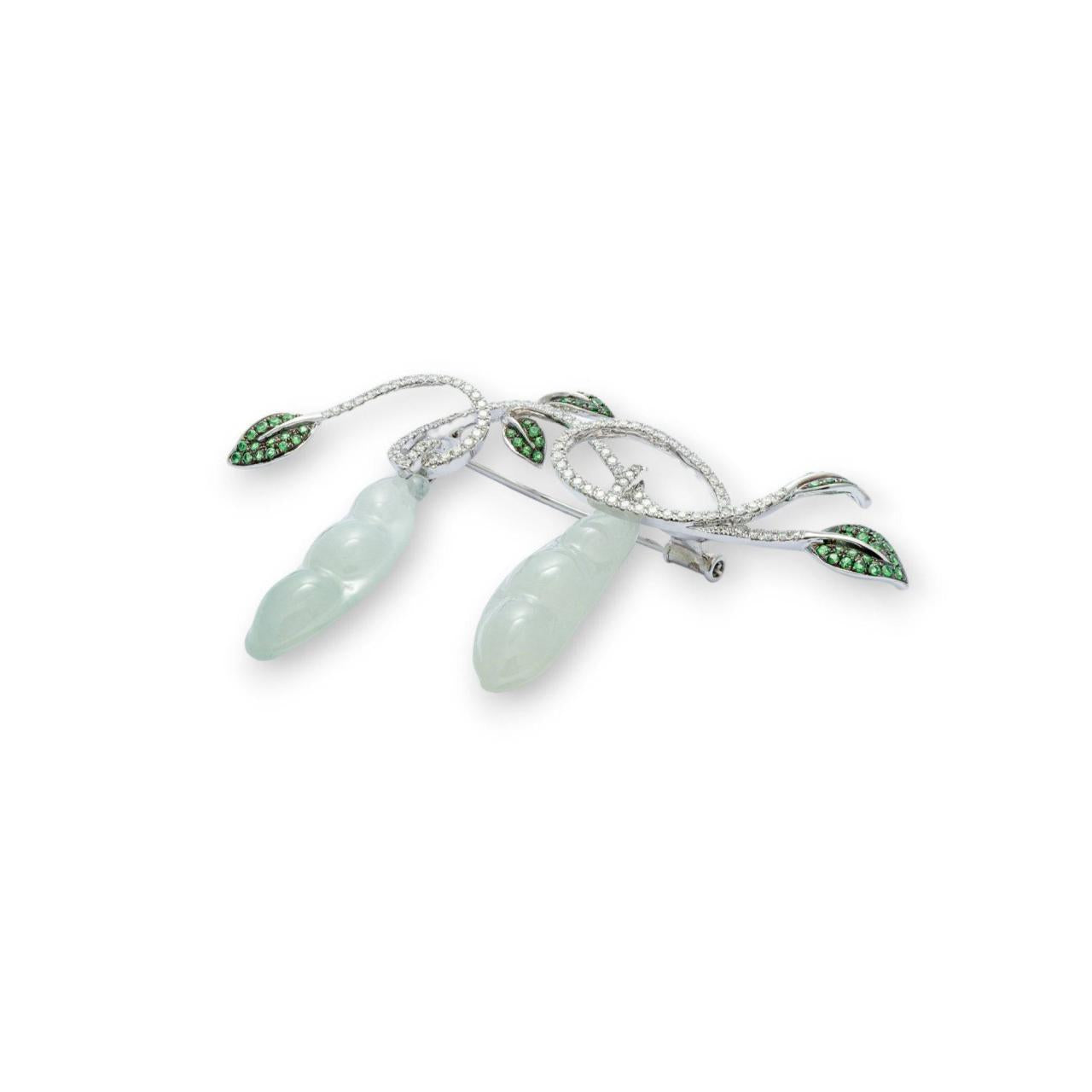 The Jade Feicui Brooch - K.S. Sze & Sons