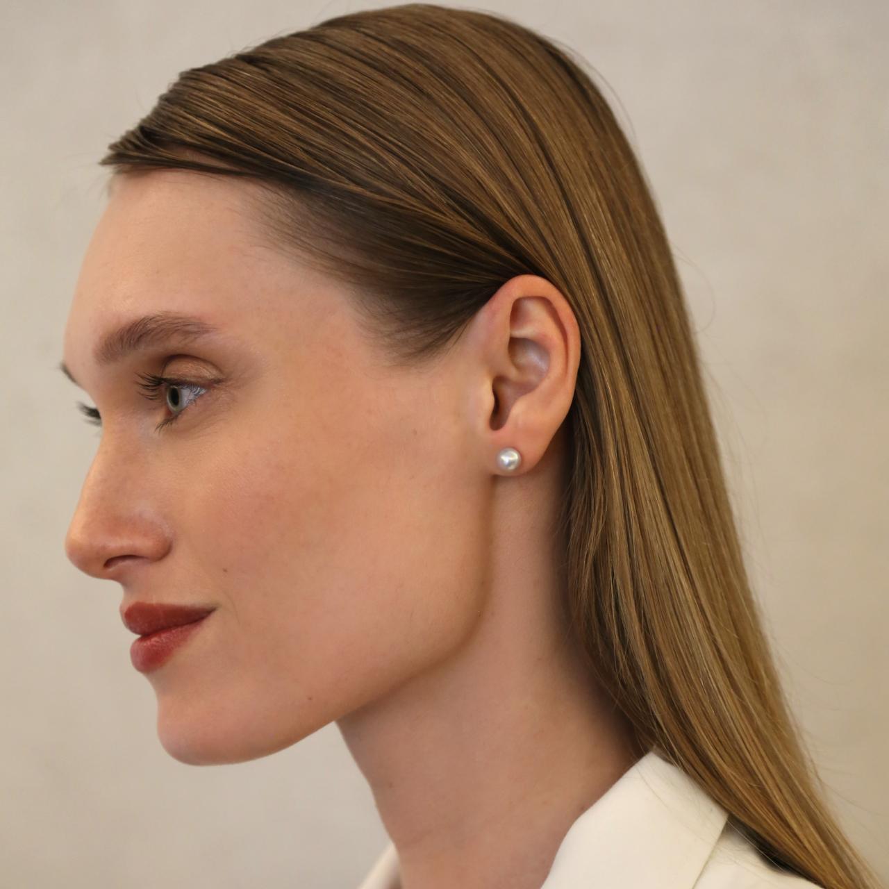 Japanese Cultured Pearl Earrings