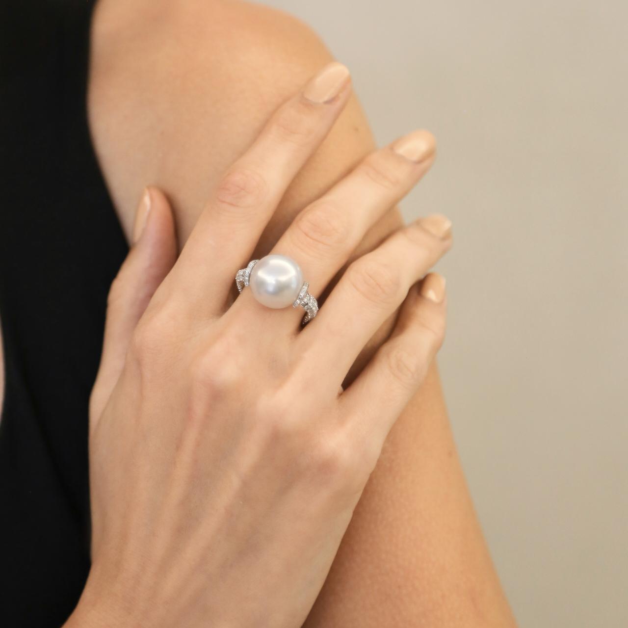 South Sea Pearl & Diamond Ring