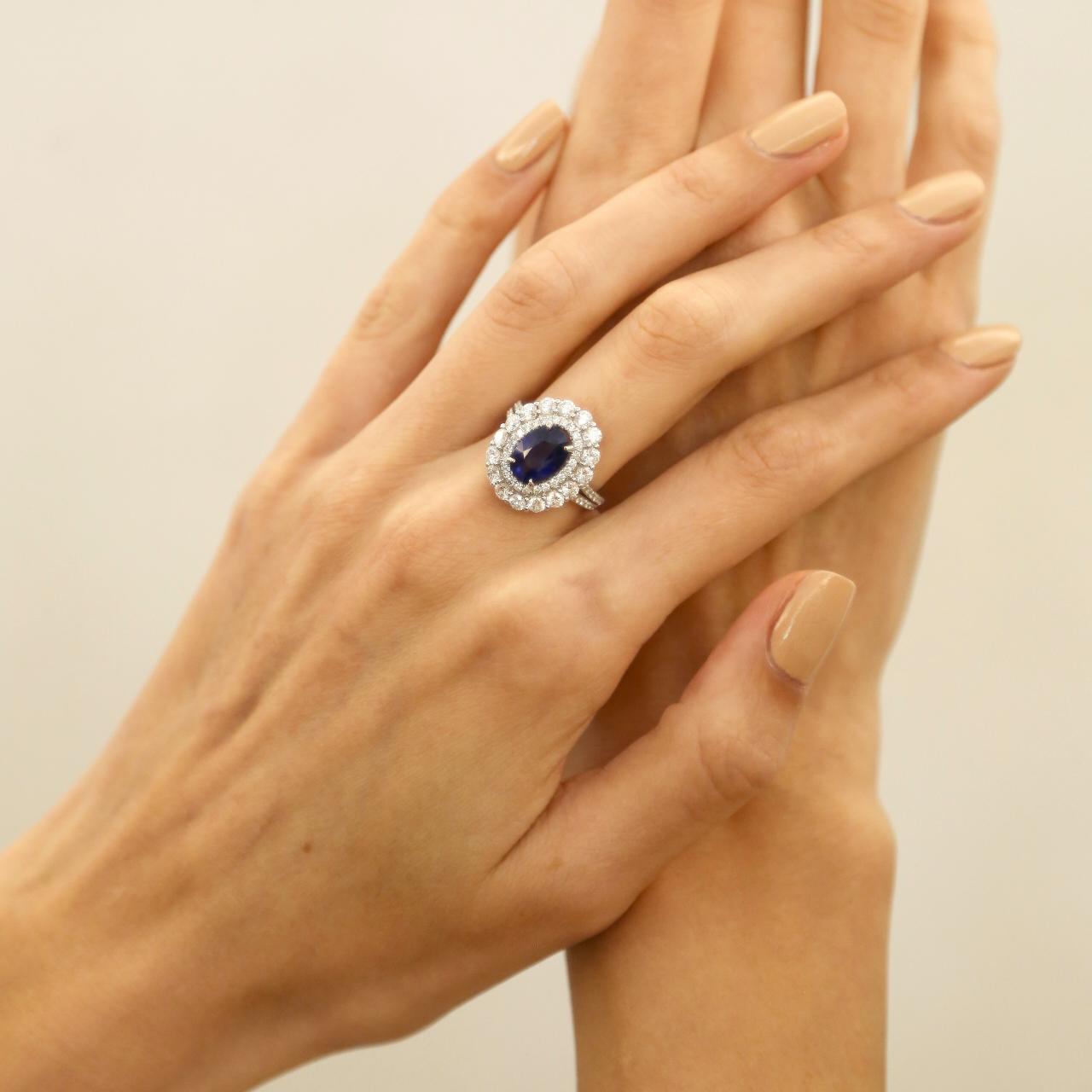 Oval-Shaped Sapphire & Diamond Ring (GIA Certificate) - K.S. Sze & Sons