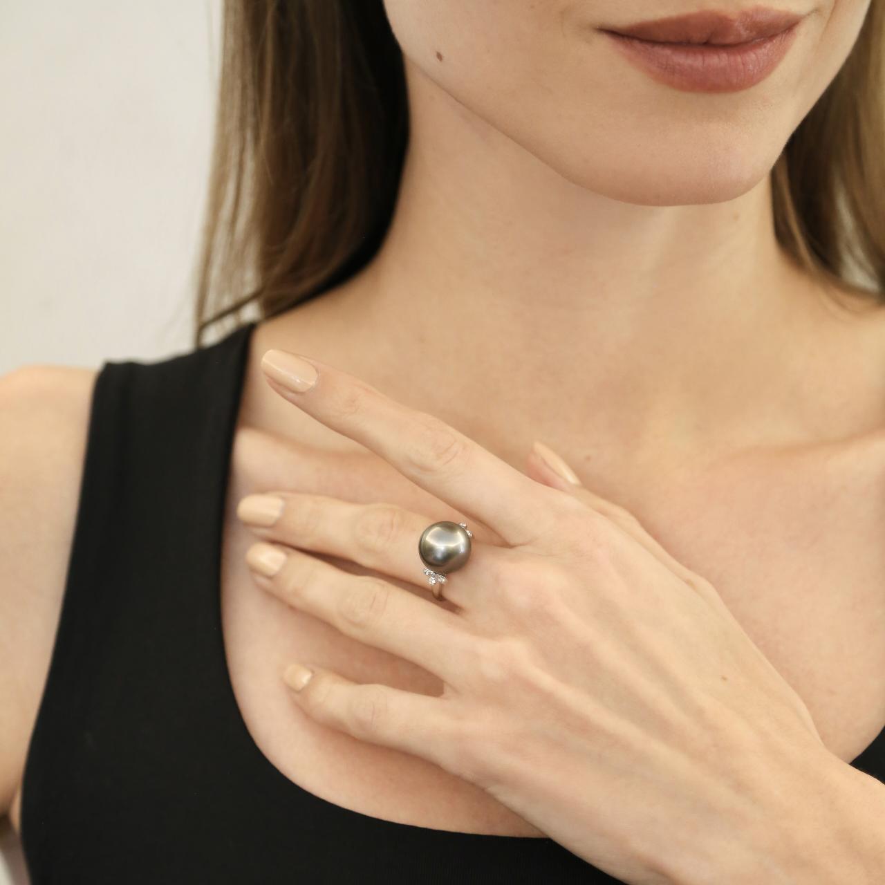 Tahitian South Sea Pearl & Diamond Ring