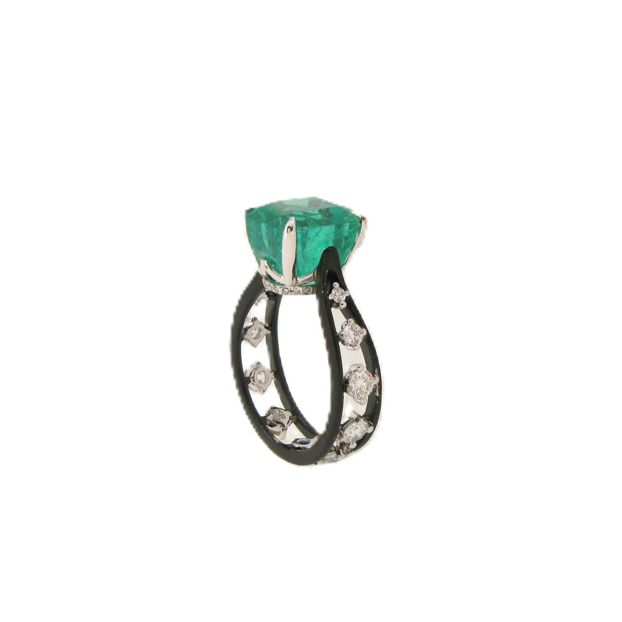 Columbia Emerald & Diamond Ring