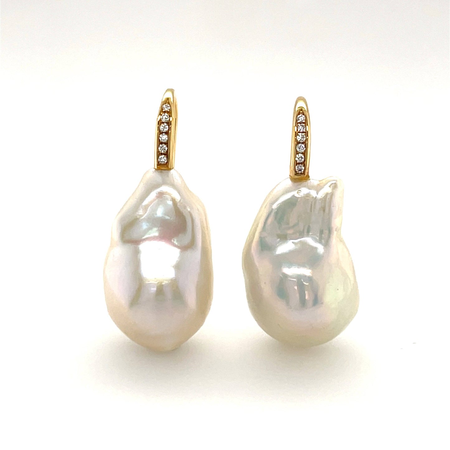18K Fresh Water Pearl Earrings - K.S. Sze & Sons