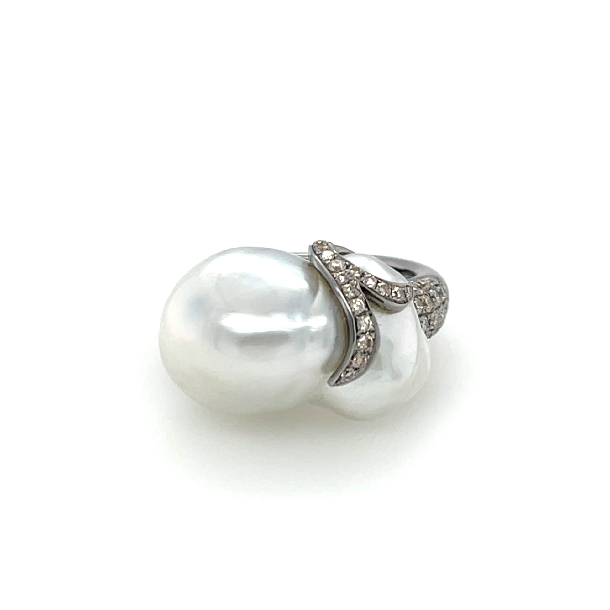 18K Baroque South Sea Pearl & Diamond Ring - K.S. Sze & Sons